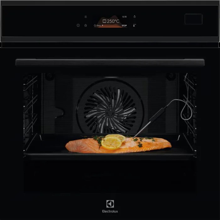 Изображение Духовой шкаф Electrolux EOB8S39H (70 л , чёрный)