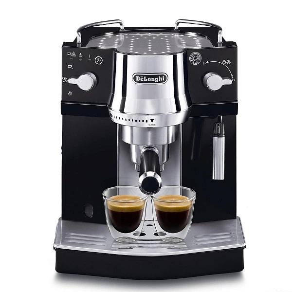 Изображение Кофеварка DeLONGHI EC820.B 1450Вт серебристый/черный (рожковая//1450 Вт )